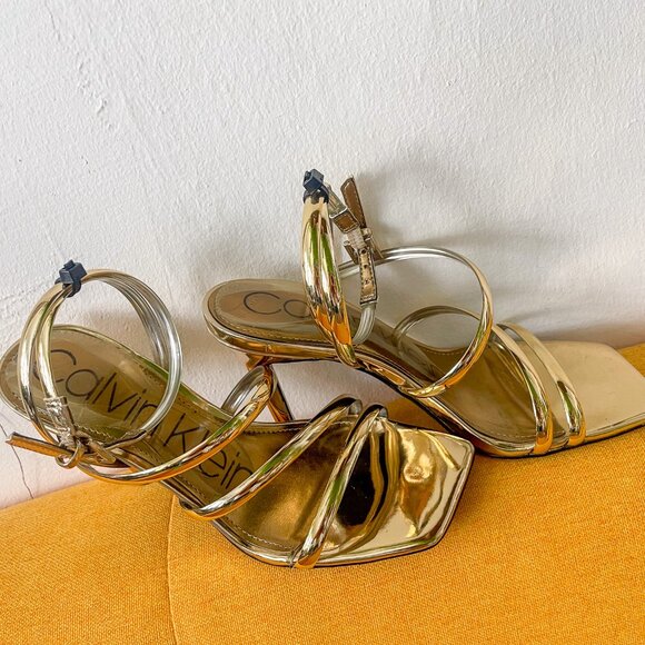 Calvin Klein Golden Heeled Sandal - 4" - Square Toe & Stunning- Size 6 - Picture 3 of 10